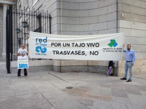 Colectivos del Tajo piden otra planificación hidrológica frente al Ministerio de Medio Ambiente